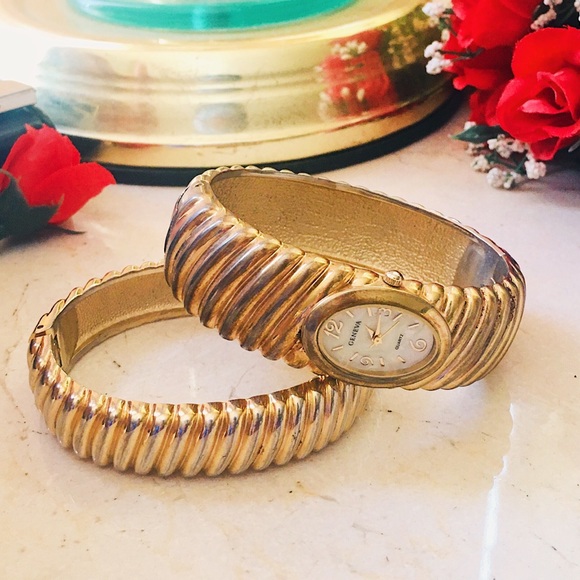 GENEVA CLASSY GOLD BANGLE WATCH & BRACELET - Picture 1 of 3
